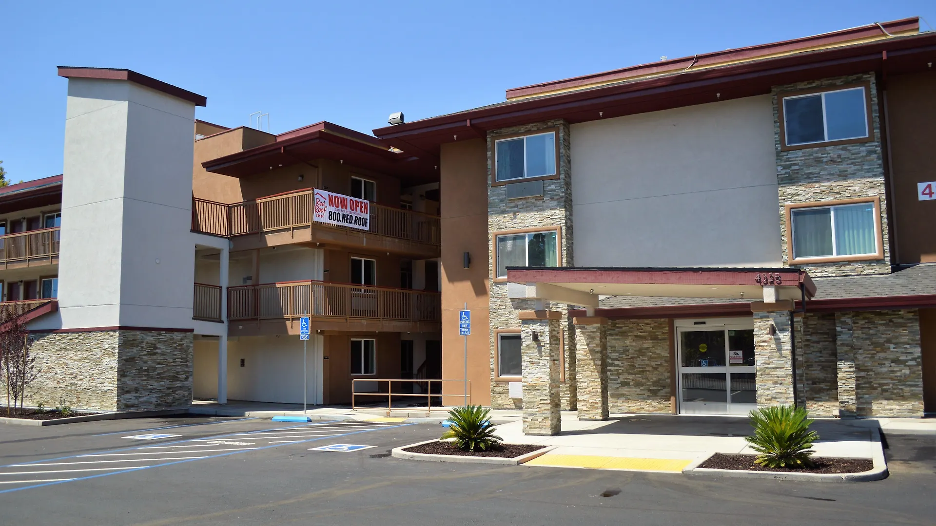 Red Roof Inn & Suites Sacramento North North Highlands USA